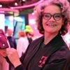 Keine Apps mehr sichtbar: Telekom bringt KI-Phone heraus - Konkurrenz geht andere Wege