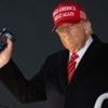US-Präsident in „Uncle-Sam“-Pose: Schnappschuss hält vielsagendes Sperrbildschirmfoto von Trumps Handy fest
