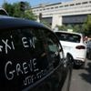 Aéroports, gares, terminaux pétroliers... : les fédérations de taxis appellent à la mobilisation partout en France à partir du 5 septembre contre les tarifs du transport sanitaire