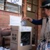 Deux candidats de droite au second tour de la présidentielle en Bolivie selon les projections