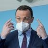 Milliardenauftrag ohne Ausschreibung?: Bericht zu Corona-Maskenbeschaffung soll Spahn schwer belasten