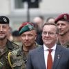 Duitse minister van Defensie sluit terugkeer militaire dienstplicht niet uit