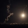 Guerre au Proche-Orient : la ville de Gaza touchée par de forts bombardements israéliens dans la nuit, la défense civile évoque "un massacre majeur"