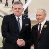 Demos in der Slowakei: Fico trifft sich trotz EU-Kritik mit Putin