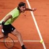 Roland-Garros 2025 : Stefanos Tsitsipas, finaliste en 2021, éliminé dès le deuxième tour par le 167e mondial