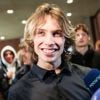 Na huiszoeking wordt youtuber Acid nu verhoord door politie
