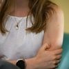 Le nombre d'adolescentes et de jeunes femmes hospitalisées pour tentatives de suicide et automutilations continue d'augmenter