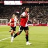 Live CL | Feyenoord leidt dankzij Timber voor rust verdiend tegen Fenerbahçe