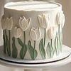 Woman shares picture of 'garish' £80 birthday cake that looks nothing like the one she ordered as people say it's 'honestly shocking'