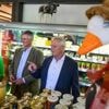 Ernährung: Agrarminister Rainer serviert Gästen wieder Fleisch