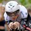 Spanning in Vuelta neemt toe: Almeida sluipt dichter naar leider Vingegaard toe, Ganna wint tijdrit