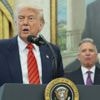 Aux Etats-Unis, la Cour suprême autorise provisoirement Donald Trump à exclure les personnes transgenres de l'armée
