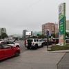 Lange rijen en hoge prijzen aan Russische pomp na Oekraïense aanvallen op raffinaderijen: ‘Nu is er een soort apocalyps’