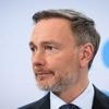 Wald-Video: Lindner meldet sich zurück: Familie „Tag und Nacht“