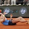 Roland-Garros. Loïs Boisson bat la 6e mondiale Mirra Andreeva et rejoint les demi-finales