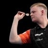 Pijnlijk avondje voor Mike De Decker: ‘The Real Deal’ krijgt ‘whitewash’ om de oren van Michael van Gerwen
