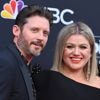 Ex-man zangeres Kelly Clarkson overleden op 48-jarige leeftijd: “Hij vocht dapper tegen kanker”