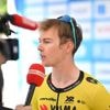 Tweemaal schouder uit de kom en fiets 'kwijt': Zingle had turbulente Vuelta-dag