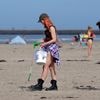 Terwijl de plastictop mislukt, maken vrijwilligers zelf de stranden schoon