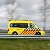 Jongen op step zwaargewond na botsing met trein in Fries dorp Buitenpost