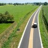 Na rood, groen en paars nu weer een gele middenstreep op de weg: dit is de betekenis
