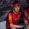 Thymen Arensman openhartig na mislukte Giro-start: ‘Demonen in mijn hoofd, al klinkt dat zwaar’