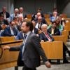 Politici hoppen van partij naar partij, geholpen door instabiel politiek landschap