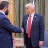 Trump noemt Syrische president “aantrekkelijke, stoere man” na ontmoeting in Riyad