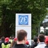 Wirtschaftskrise: Tausende Menschen protestieren gegen Job-Abbau bei ZF