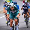 Mathieu van der Poel alleen op kop in laatste etappe, Vingegaard laat zich vroeg zien