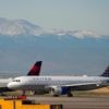 Passengers sue United and Delta for selling 'window' seats next to blank walls