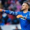 Fußball-Bundesliga: Leverkusen offenbar mit Ex-Freiburg-Keeper Flekken einig