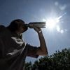 Canicule : treize départements toujours en vigilance orange pour la journée de lundi