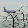 Linienflug in den nächsten Tagen: Regierung lässt Afghanen mit Aufnahmezusage aus Pakistan einreisen
