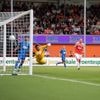 AZ verspeelt door blunderende doelman Owusu-Oduro punten bij FC Volendam